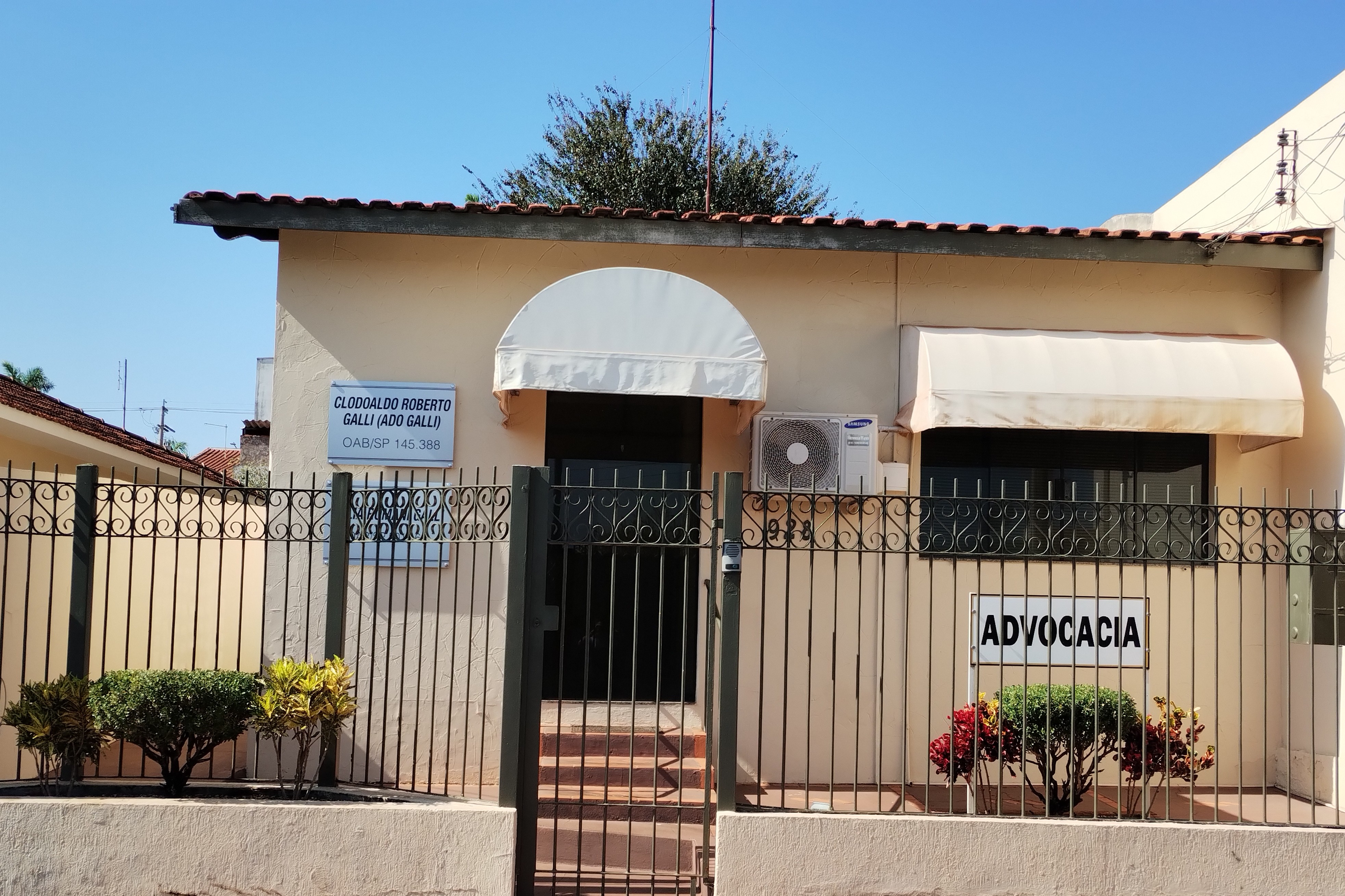 Fachada do Escritório